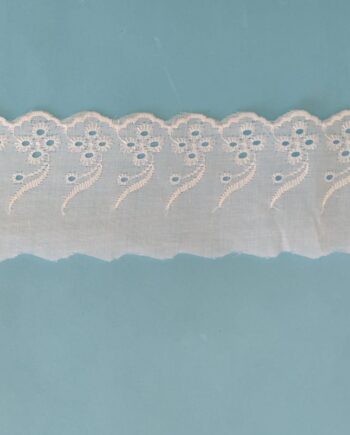 Bordado Inglês CTB 146 -7,5 cm -Branco